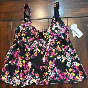 Lands' End Women's Black Floral Tankini Swimsuit Top Size 6